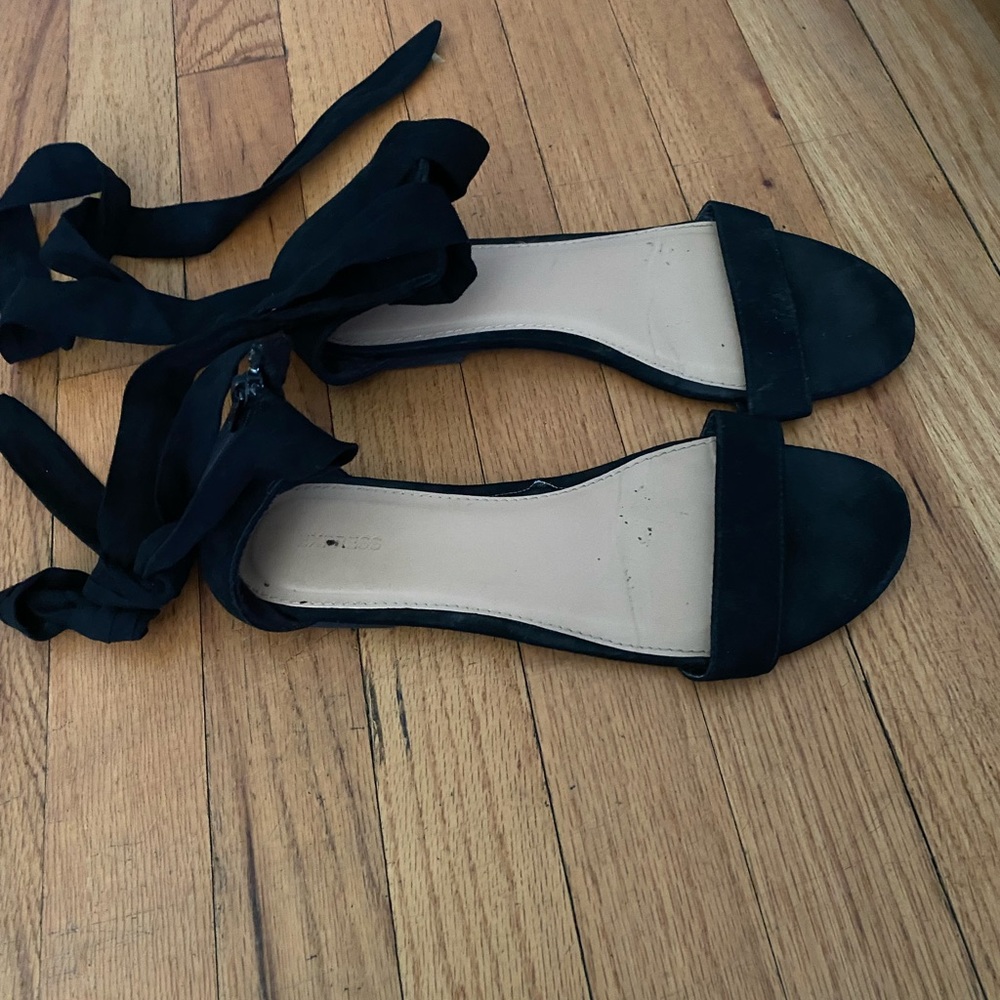 Sandals - Picture 2 of 2